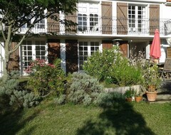 Koko talo/asunto The Gardener (La Barre-de-Monts, Ranska)