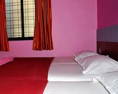 Khách sạn Hotel Sai Poornima (Shirdi, Ấn Độ)