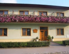 Hotel Gisch Edith (Podersdorf am See, Austrija)
