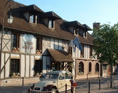 Otel Auberge Du Cheval Blanc (Selles-Saint-Denis, Fransa)