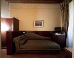 Hotel Logge Dei Mercanti (Monte San Savino, Italija)