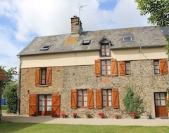 Toàn bộ căn nhà/căn hộ A Beautiful 16Th Century Farmhouse In The Heart Of The Normandy Countryside (Saint-Jean-de-Savigny, Pháp)