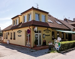 Nhà trọ Restaurace A Penzion Garnet (Olomouc, Cộng hòa Séc)