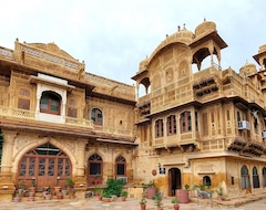 Khách sạn Welcomheritage Mandir Palace (Jaisalmer, Ấn Độ)