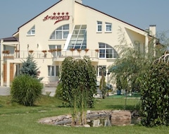 Otel Pensiunea Aristocratis (Târgu Neamţ, Romanya)