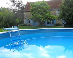 Toàn bộ căn nhà/căn hộ Country Cottage / Gite - Cussay (Cussay, Pháp)