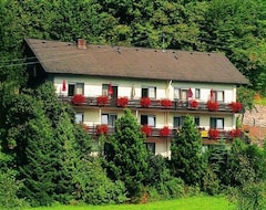 Khách sạn Pension Waldfrieden (Oberharmersbach, Đức)