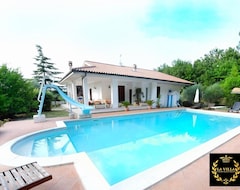 Toàn bộ căn nhà/căn hộ La Villa - Luxury Guest House (Configni, Ý)