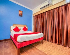 Hotel OYO 12237 Luxury Villas (Hyderabad, Indija)
