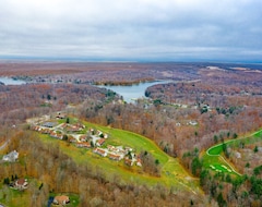 Hotel Wolf Run Manor At Treasure Lake (Saint-Germain-du-Bois, Frankrig)