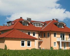 Hotelli Pension Hiesel Villa Untersbergblick (Anthering, Itävalta)