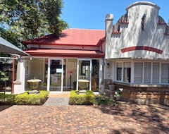 Khách sạn Liza's Cottage Guesthouse (Pretoria, Nam Phi)