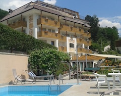 Khách sạn Molaris Lodge (Mühlbach, Ý)