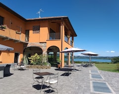 Khách sạn Equirelais (Bodio Lomnago, Ý)