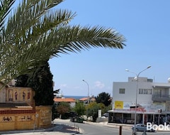 Koko talo/asunto Queens Gardens, Paphos (Paphos, Kypros)