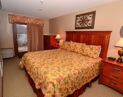 Khách sạn A211 One Bedroom Lake View (Swanton, Hoa Kỳ)