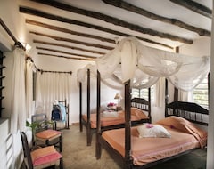 Khách sạn Diani Marine Villas (Diani Beach, Kenya)