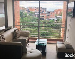 Casa/apartamento entero 2056 Jardines El Nogal (Pereira, Colombia)