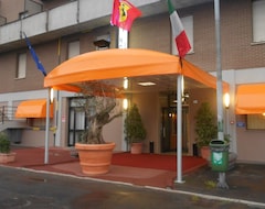 Hotel Tiby (Modena, Italy)