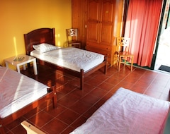 Khách sạn 3House Lodge (Peniché, Bồ Đào Nha)
