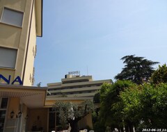 Hotelli Lanterna (Abano Terme, Italia)