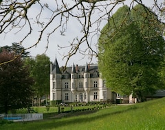 Khách sạn Château de Vallagon (Bourré, Pháp)