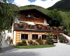 Otel Haus Domenig (Umhausen-Niederthai, Avusturya)