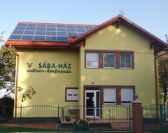 Khách sạn Sába-Ház (Balatonboglár, Hungary)