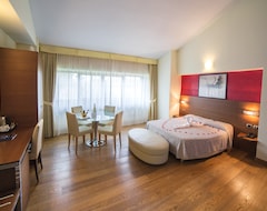 Hotel Lovere Resort & Spa (Lovere, Italy)