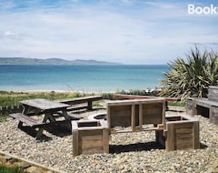 Entire House / Apartment Best Bay Views (Riverton, New Zealand)