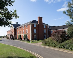 Khách sạn Whittlebury Hall & Spa (Towcester, Vương quốc Anh)