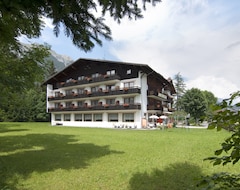 Khách sạn Zugspitze (Leutasch, Áo)