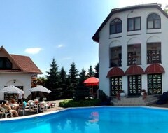 Hotel Eduard (Uzhhorod, Ukraine)