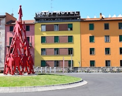 Khách sạn Hotel Mary (La Spezia, Ý)