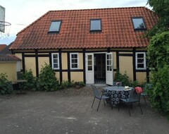 Otel Millinge Gamle Skole (Fåborg, Danimarka)