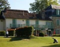 Hotel Les Cottages du Saleys (Salies-de-Béarn, France)