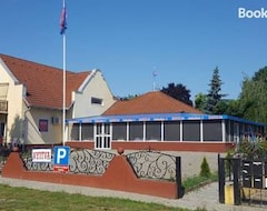 Pansion Route 33 Motel & Bistro (Tiszafüred, Mađarska)