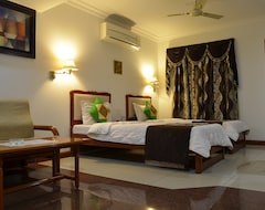 Hotel Apex International (Vadodara, India)