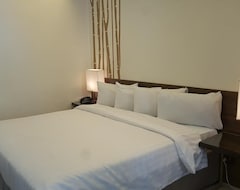 The Selah Garden Hotel (Pasay, Philippines)