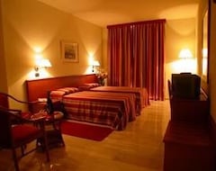 Hotel Select (Montecchio Emilia, Italy)