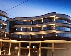 Delora Hotel And Suites (Chtoura, Libanon)