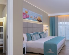 Asia Beach Resort & Spa Hotel (Alanya, Turkey)