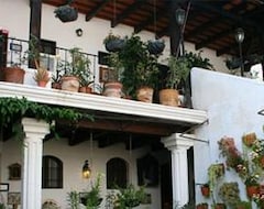 Hotel La Villa Serena (Antigua Guatemala, Guatemala)