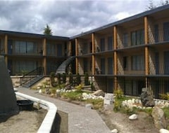 Khách sạn Port-O-Call Inn & Suites (Nanaimo, Canada)