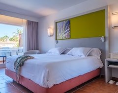 Oassium Hotel - Adults Only (Salou, Španjolska)