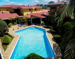 Hotel Los Pinos (Managua, Nikaragua)