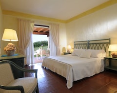 Hotel Due Lune Puntaldia Resort & Golf (San Teodoro, Italy)