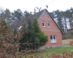 Toàn bộ căn nhà/căn hộ Large Holiday Home For 2 To 6 People, With Wifi (Betzendorf, Đức)