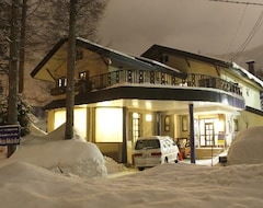 Otel K'S House Hakuba Alps - Travelers Hostel (Hakuba, Japonya)