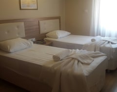 Hotelli Aziz Arslan Otel (Ayvalık, Turkki)
